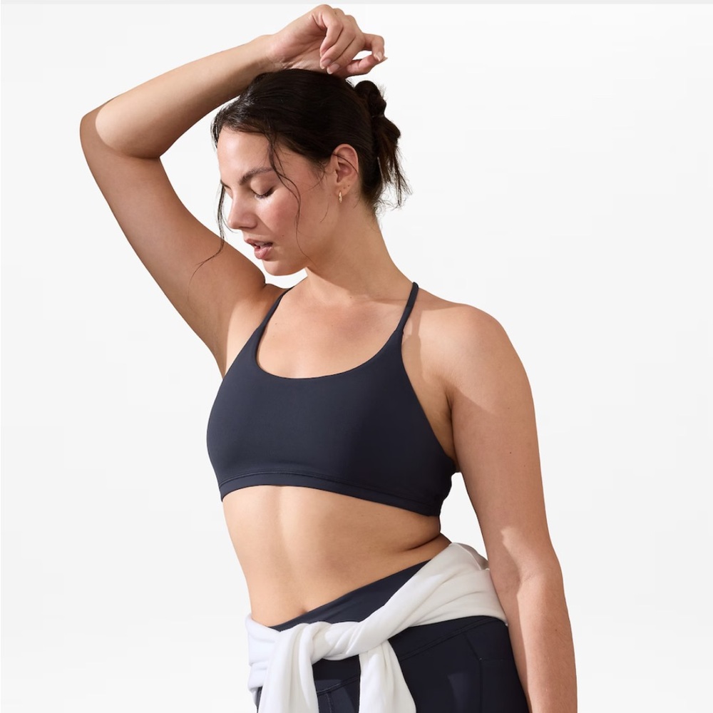 Athleta Transcend Scoop Sports Bra
